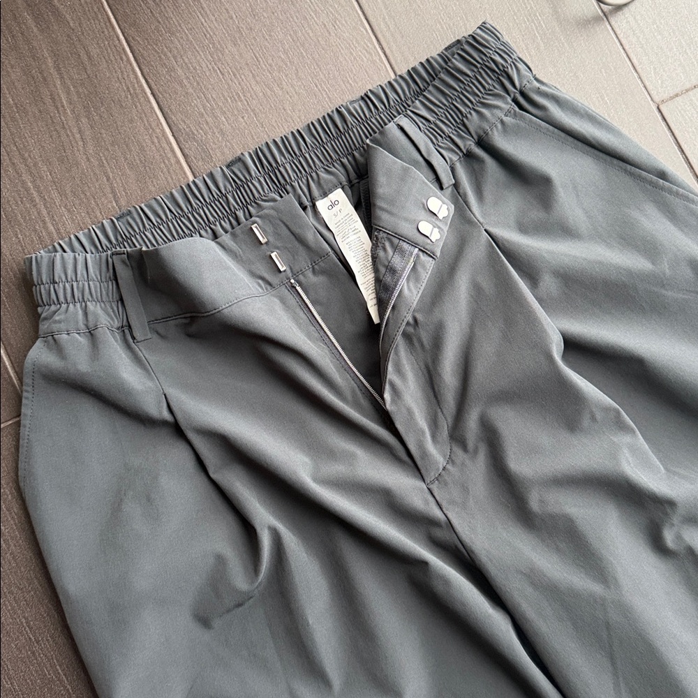 Alo Yoga High Pursuit Trouser